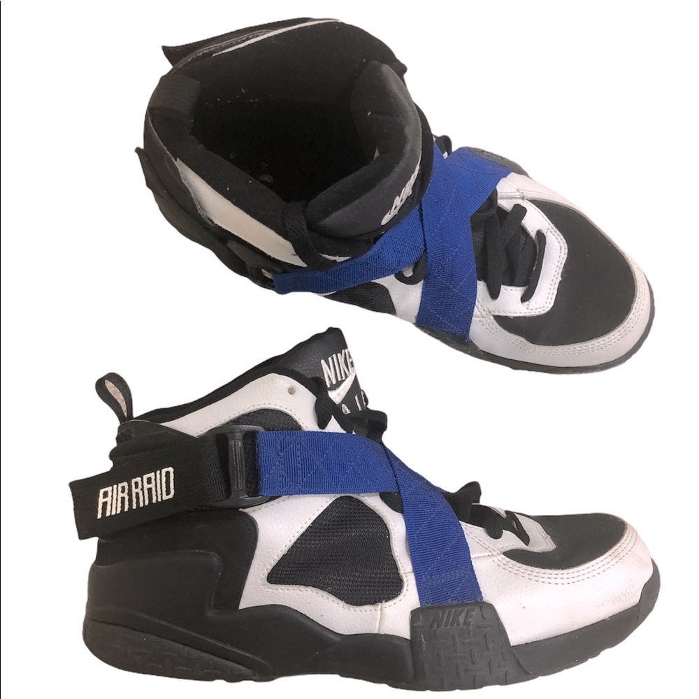 Nike Air Raid Sneakers